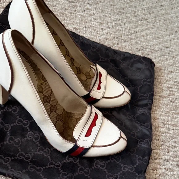 Gucci Women's White and Brown Leather Heels - Picture 1 of 6